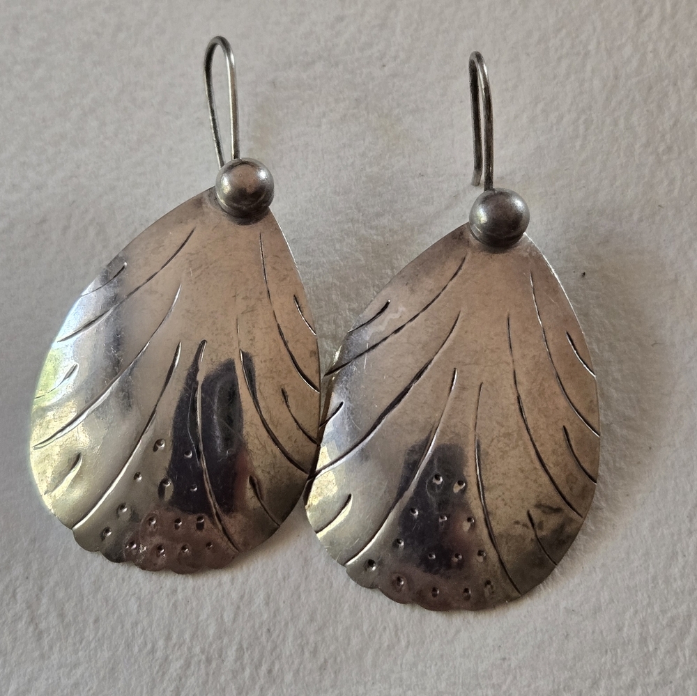 VTG💫925 Silver Bug Motif Dangle Earrings